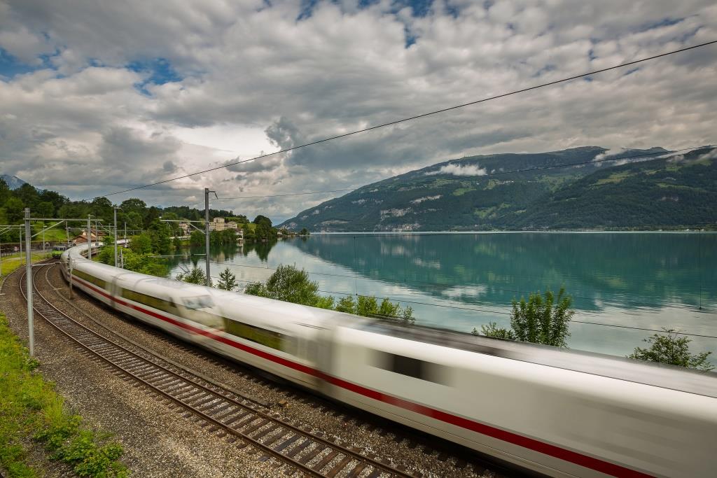 スイスの列車イメージ